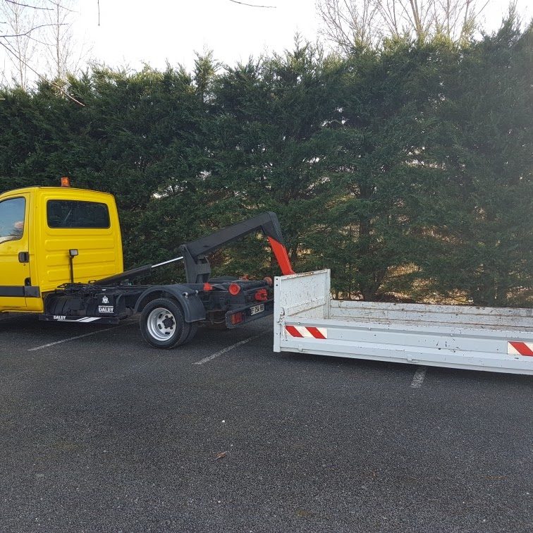 Location de benne à Gujan-Mestras (33470) — camion benne en Gironde