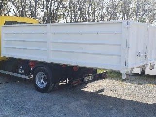 Benne 10 m³ en location en Gironde